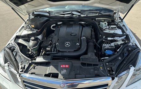 Mercedes-Benz E-Класс, 2012 год, 1 350 000 рублей, 24 фотография