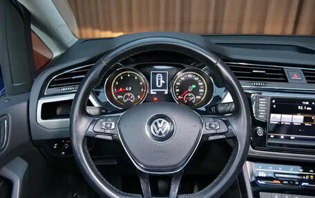 Volkswagen Touran III, 2021 год, 1 676 027 рублей, 9 фотография