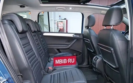 Volkswagen Touran III, 2021 год, 1 676 027 рублей, 11 фотография