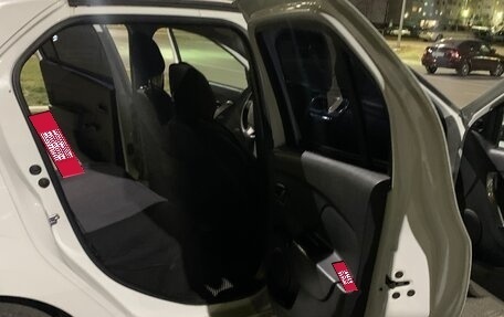 Renault Logan II, 2017 год, 545 000 рублей, 12 фотография