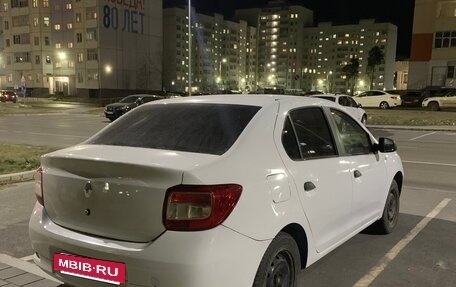 Renault Logan II, 2017 год, 545 000 рублей, 4 фотография