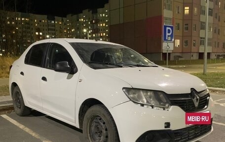 Renault Logan II, 2017 год, 545 000 рублей, 2 фотография
