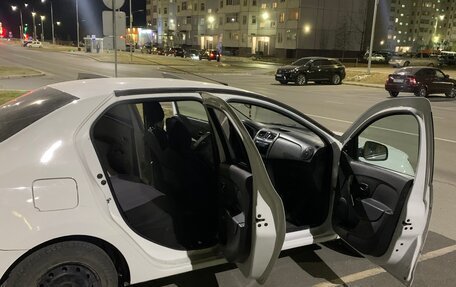 Renault Logan II, 2017 год, 545 000 рублей, 23 фотография