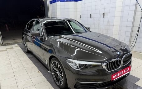 BMW 5 серия, 2019 год, 3 950 000 рублей, 2 фотография