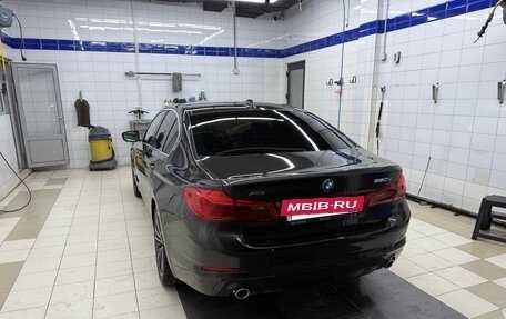 BMW 5 серия, 2019 год, 3 950 000 рублей, 20 фотография