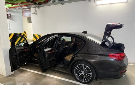 BMW 5 серия, 2019 год, 3 950 000 рублей, 25 фотография
