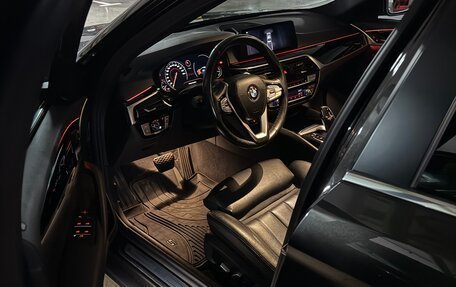 BMW 5 серия, 2019 год, 3 950 000 рублей, 26 фотография