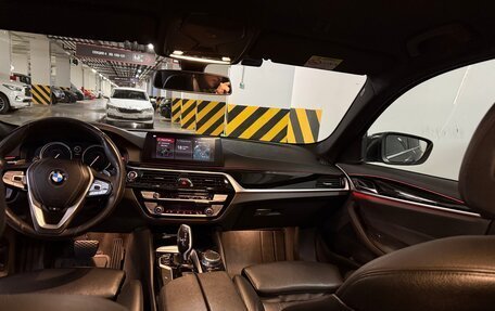 BMW 5 серия, 2019 год, 3 950 000 рублей, 29 фотография