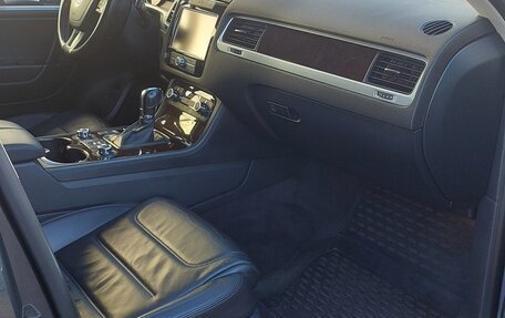 Volkswagen Touareg III, 2013 год, 2 480 000 рублей, 15 фотография