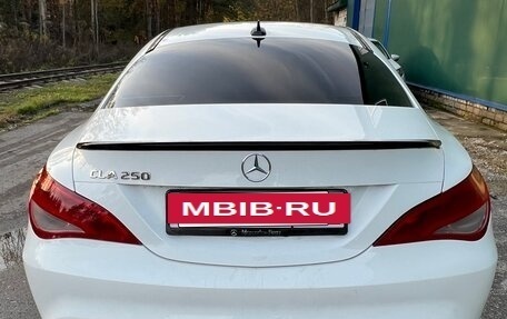 Mercedes-Benz CLA, 2018 год, 1 800 000 рублей, 3 фотография