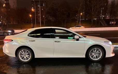Toyota Camry, 2020 год, 2 980 000 рублей, 5 фотография