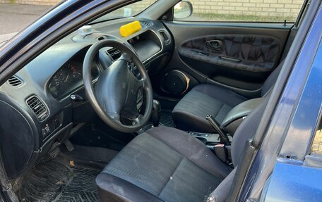 Mitsubishi Carisma I, 1998 год, 155 000 рублей, 3 фотография