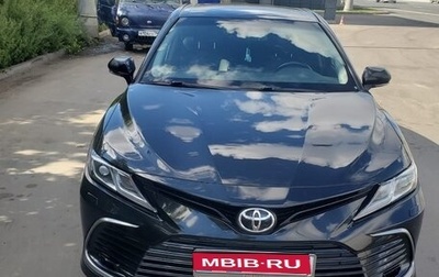 Toyota Camry, 2021 год, 3 050 000 рублей, 1 фотография