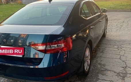 Skoda Superb III рестайлинг, 2021 год, 2 400 000 рублей, 8 фотография