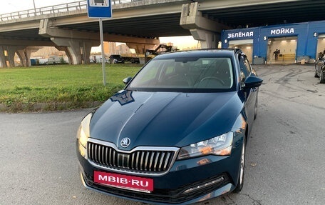 Skoda Superb III рестайлинг, 2021 год, 2 400 000 рублей, 17 фотография