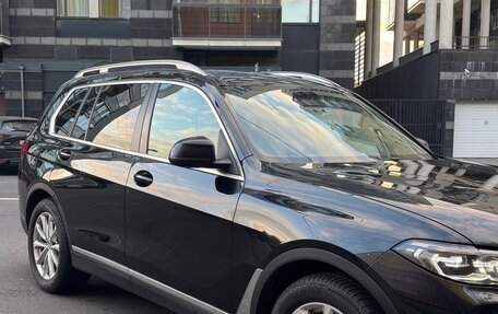 BMW X7, 2021 год, 8 800 000 рублей, 2 фотография