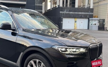 BMW X7, 2021 год, 8 800 000 рублей, 17 фотография