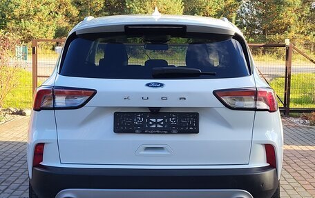 Ford Kuga III, 2021 год, 1 850 000 рублей, 6 фотография