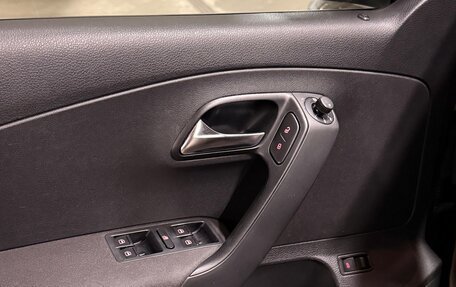 Volkswagen Polo VI (EU Market), 2015 год, 1 100 000 рублей, 9 фотография