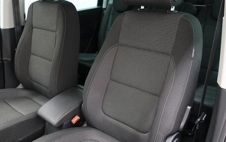 Volkswagen Sharan II, 2021 год, 1 550 000 рублей, 8 фотография