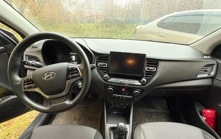Hyundai Solaris II рестайлинг, 2020 год, 1 550 000 рублей, 10 фотография