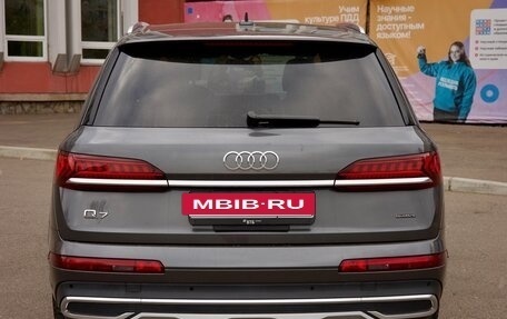 Audi Q7, 2020 год, 6 000 000 рублей, 3 фотография