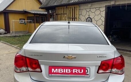 Chevrolet Cruze II, 2009 год, 650 000 рублей, 5 фотография