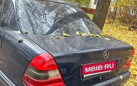 Mercedes-Benz C-Класс, 1993 год, 350 000 рублей, 3 фотография