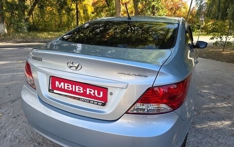 Hyundai Solaris II рестайлинг, 2011 год, 760 000 рублей, 14 фотография