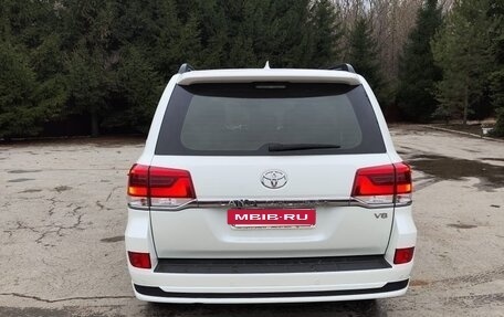 Toyota Land Cruiser 200, 2020 год, 11 000 000 рублей, 2 фотография