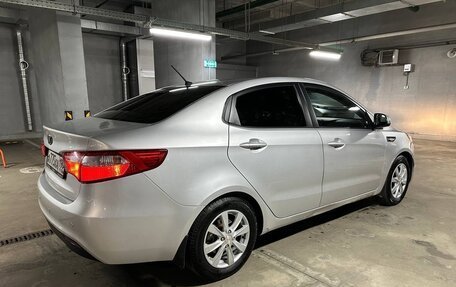 KIA Rio III рестайлинг, 2013 год, 890 000 рублей, 8 фотография