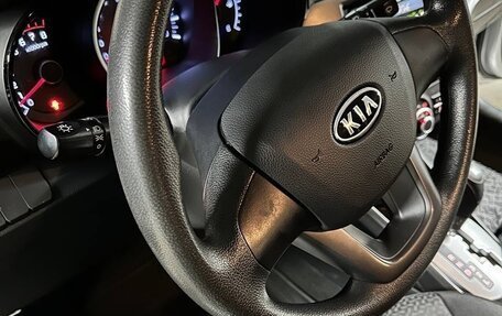 KIA Rio III рестайлинг, 2013 год, 890 000 рублей, 14 фотография