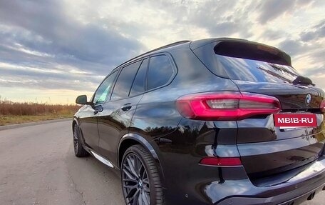 BMW X5, 2019 год, 6 850 000 рублей, 2 фотография