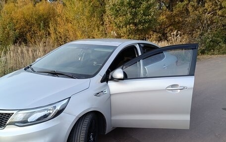 KIA Rio III рестайлинг, 2015 год, 750 000 рублей, 2 фотография