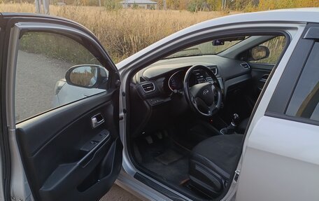 KIA Rio III рестайлинг, 2015 год, 750 000 рублей, 4 фотография