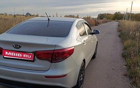KIA Rio III рестайлинг, 2015 год, 750 000 рублей, 7 фотография