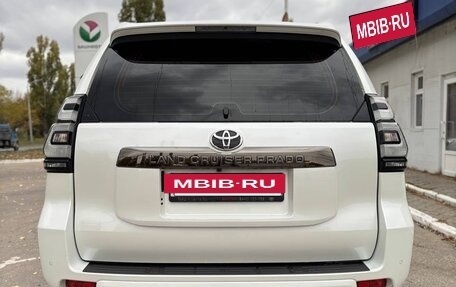 Toyota Land Cruiser Prado 150 рестайлинг 2, 2022 год, 7 499 000 рублей, 6 фотография