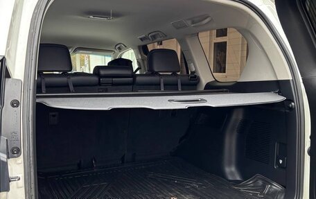 Toyota Land Cruiser Prado 150 рестайлинг 2, 2022 год, 7 499 000 рублей, 15 фотография