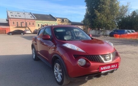 Nissan Juke II, 2012 год, 990 000 рублей, 15 фотография