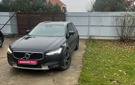 Volvo V90 Cross Country I рестайлинг, 2019 год, 3 299 000 рублей, 1 фотография