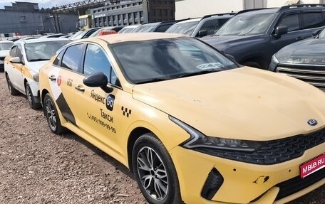 KIA K5, 2021 год, 1 590 000 рублей, 1 фотография