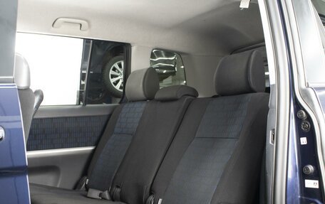 Toyota ISis I, 2014 год, 1 200 000 рублей, 8 фотография