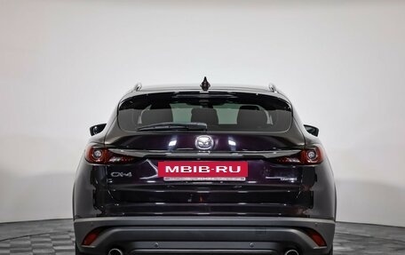 Mazda CX-4, 2023 год, 2 849 000 рублей, 6 фотография