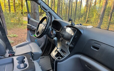 Hyundai Grand Starex Grand Starex I рестайлинг 2, 2011 год, 1 480 000 рублей, 6 фотография