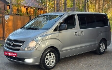 Hyundai Grand Starex Grand Starex I рестайлинг 2, 2011 год, 1 480 000 рублей, 4 фотография