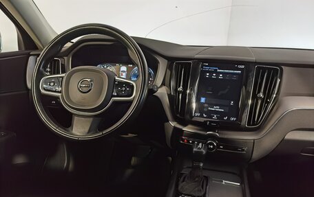 Volvo XC60 II, 2018 год, 3 349 000 рублей, 19 фотография