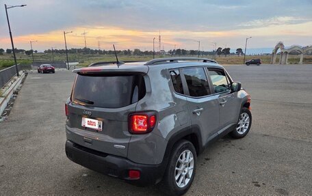 Jeep Renegade I рестайлинг, 2022 год, 2 100 610 рублей, 5 фотография