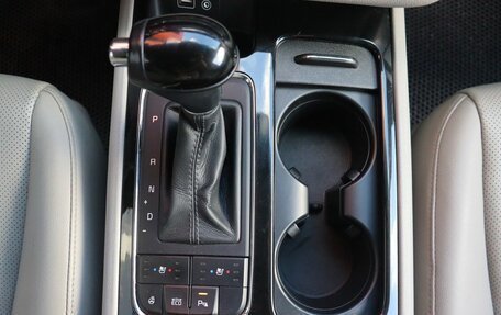 KIA Carnival III, 2016 год, 2 499 000 рублей, 11 фотография