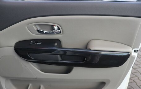 KIA Carnival III, 2016 год, 2 499 000 рублей, 14 фотография