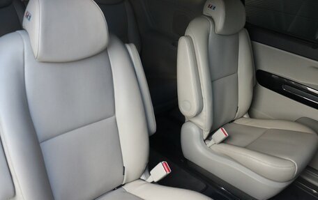 KIA Carnival III, 2016 год, 2 499 000 рублей, 15 фотография